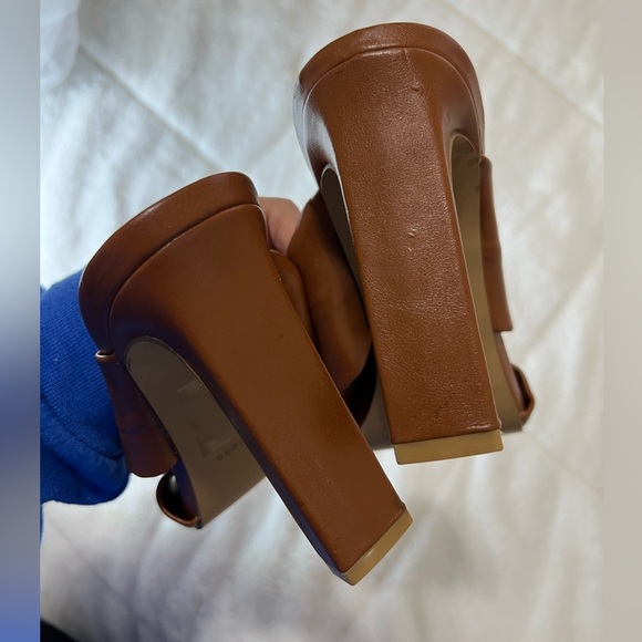 Express Twisted Square Toe Heeled Sandals Size 9.5 - Picture 7 of 10